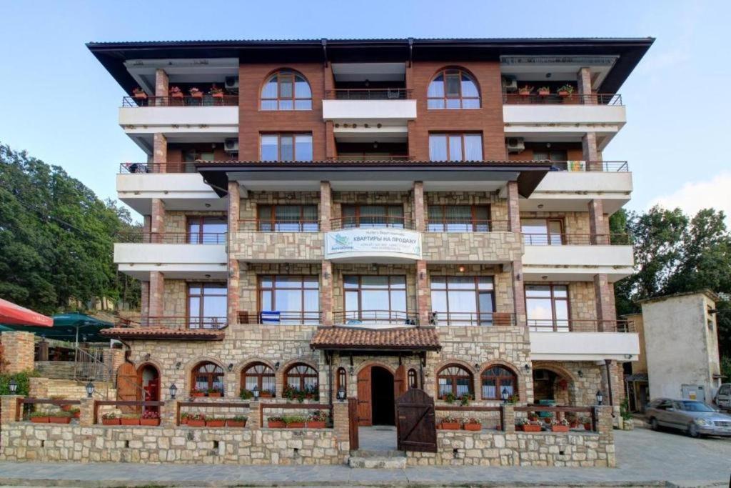 Апартамент / Мезонет В Шкорпиловци Shkorpilovtsi Exterior foto